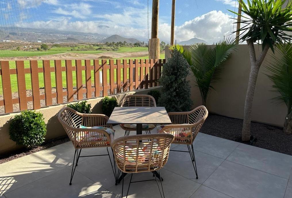 Golf Tenerife South XX Wheel Accessible Shower XX Free Wifi XX Private Pool 30 Degrees XX Two Terraces 30M2X60M2 Xxfree Parking XX Mountain View XX Flatscreen 65 Inch XX San Miguel de Abona Esterno foto