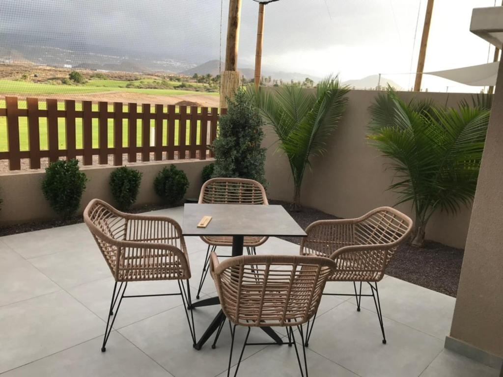 Golf Tenerife South XX Wheel Accessible Shower XX Free Wifi XX Private Pool 30 Degrees XX Two Terraces 30M2X60M2 Xxfree Parking XX Mountain View XX Flatscreen 65 Inch XX San Miguel de Abona Esterno foto